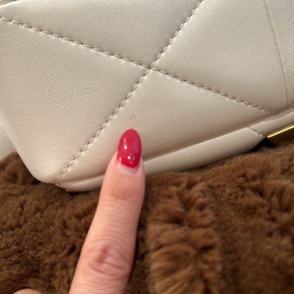 Valentino Roman Stud shoulder Handbag - Picture 11 of 11